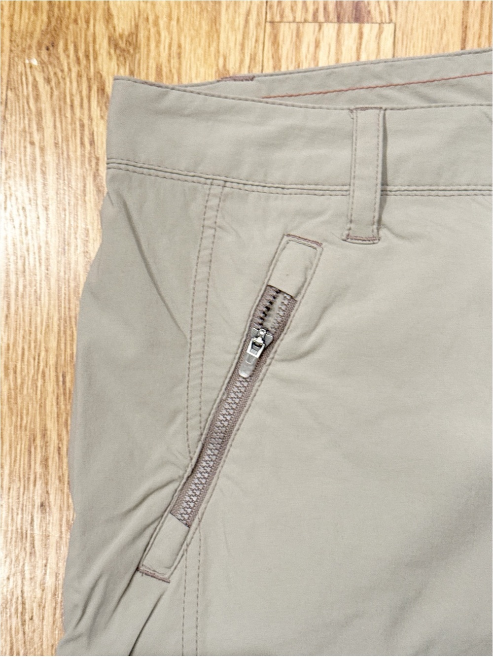 LL Bean Hiking Pants Womens 10 Regular Beige Nylon Spandex Outdoor Pockets - Picture 3 of 11